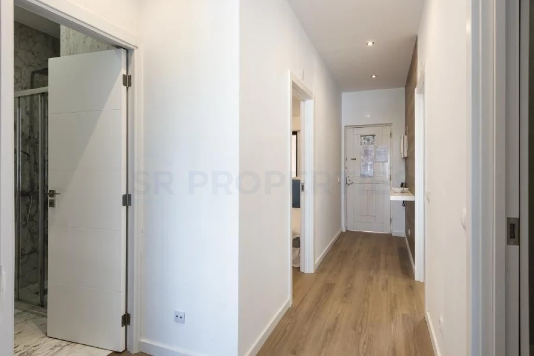 Apartamento T2 para Venda em Quarteira Foto 18