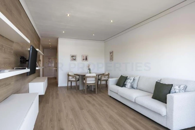 Apartamento T2 para Venda em Quarteira Foto 5