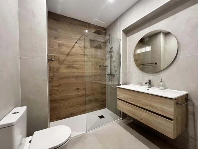 Apartamento T2 para Venda em Quarteira Foto 9