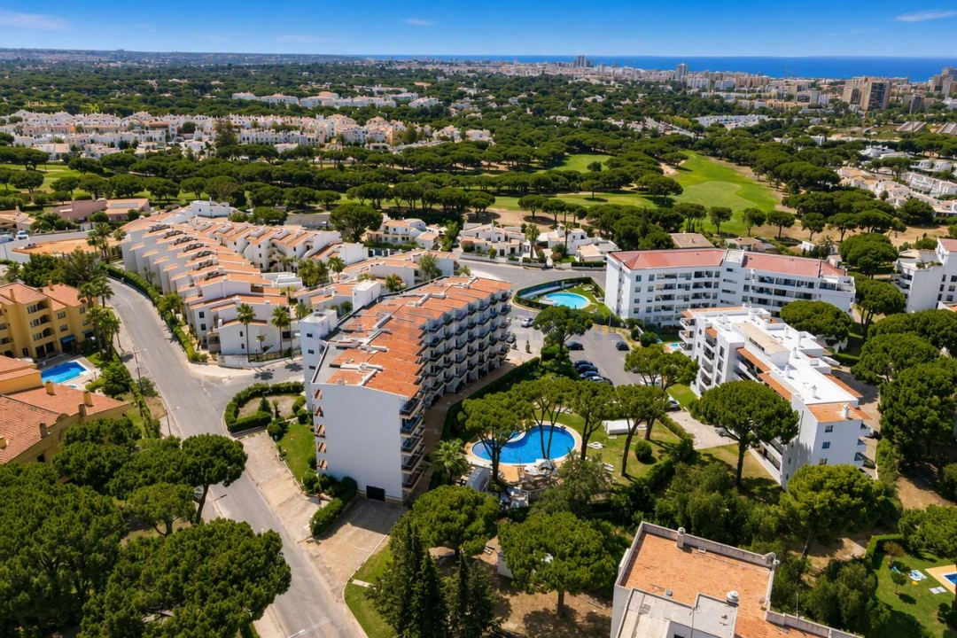 Apartamento T2 para Venda em Quarteira Foto 24