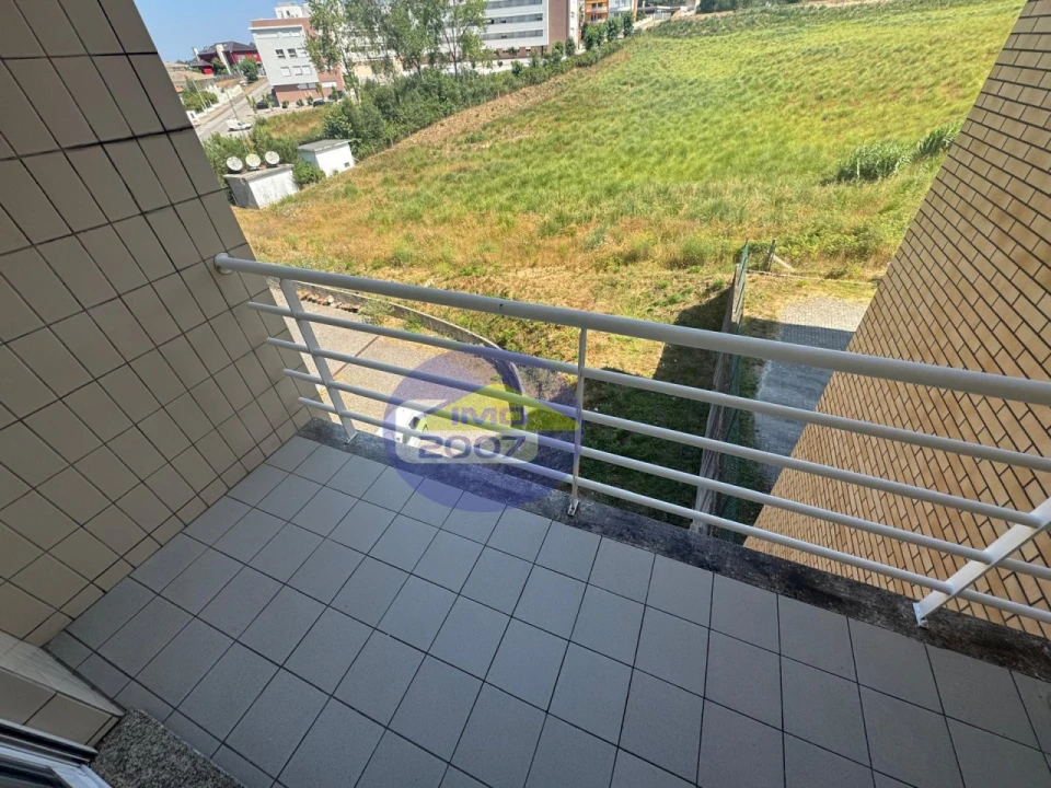 Apartamento T4 para Venda em São João de Ver Foto 31