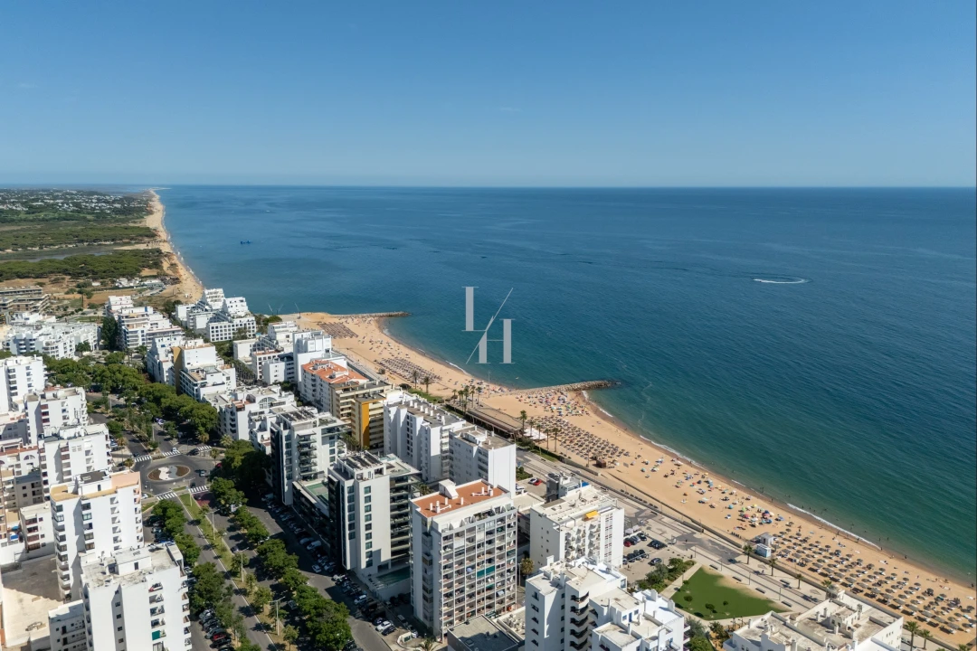 Apartamento T2 para Venda em Quarteira Foto 23