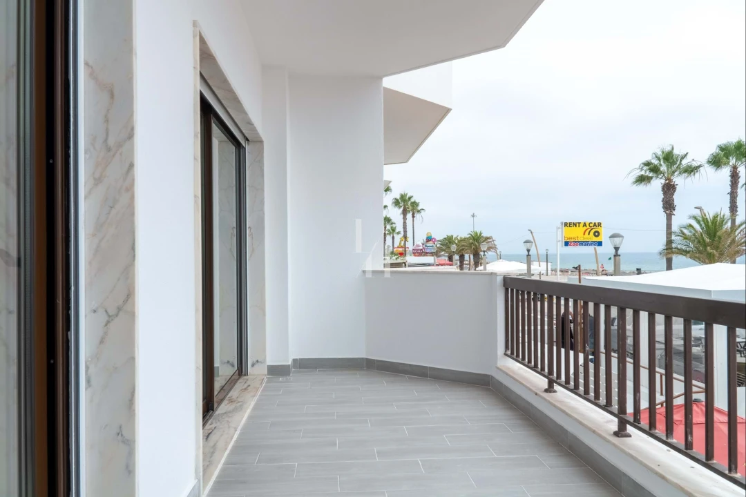 Apartamento T2 para Venda em Quarteira Foto 4