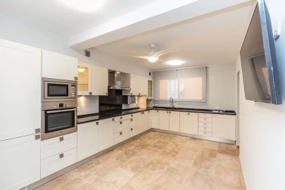 Apartamento T4 para Venda em Quarteira