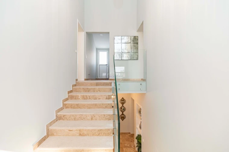 Apartamento T4 para Venda em Quarteira Foto 17
