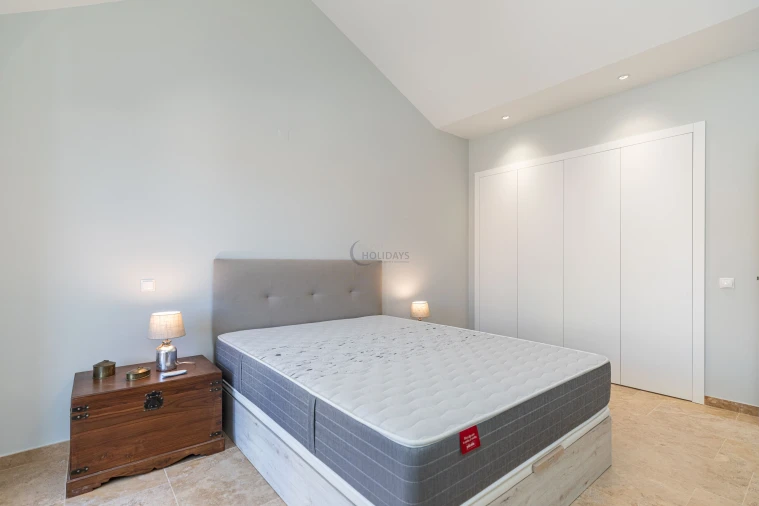 Apartamento T4 para Venda em Quarteira Foto 27