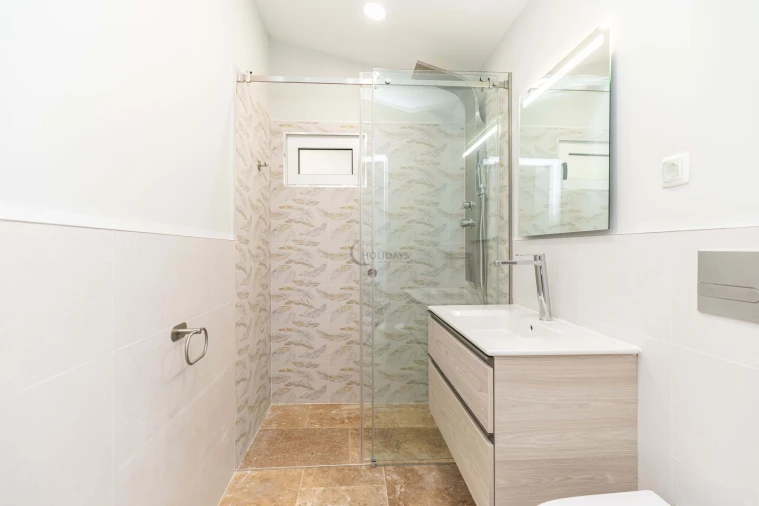 Apartamento T4 para Venda em Quarteira Foto 28