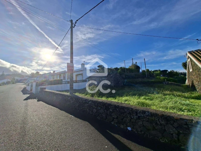 Terreno para Venda em Biscoitos Foto 2