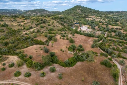 Terreno para Venda em Faro (Sé e São Pedro)