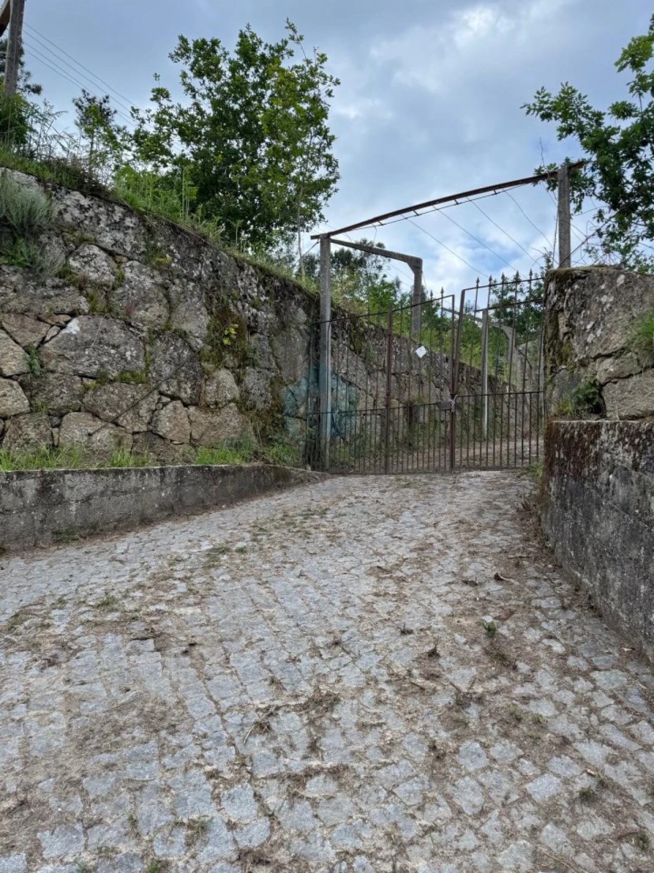Terreno para Venda em Sande e São Lourenço Foto 31