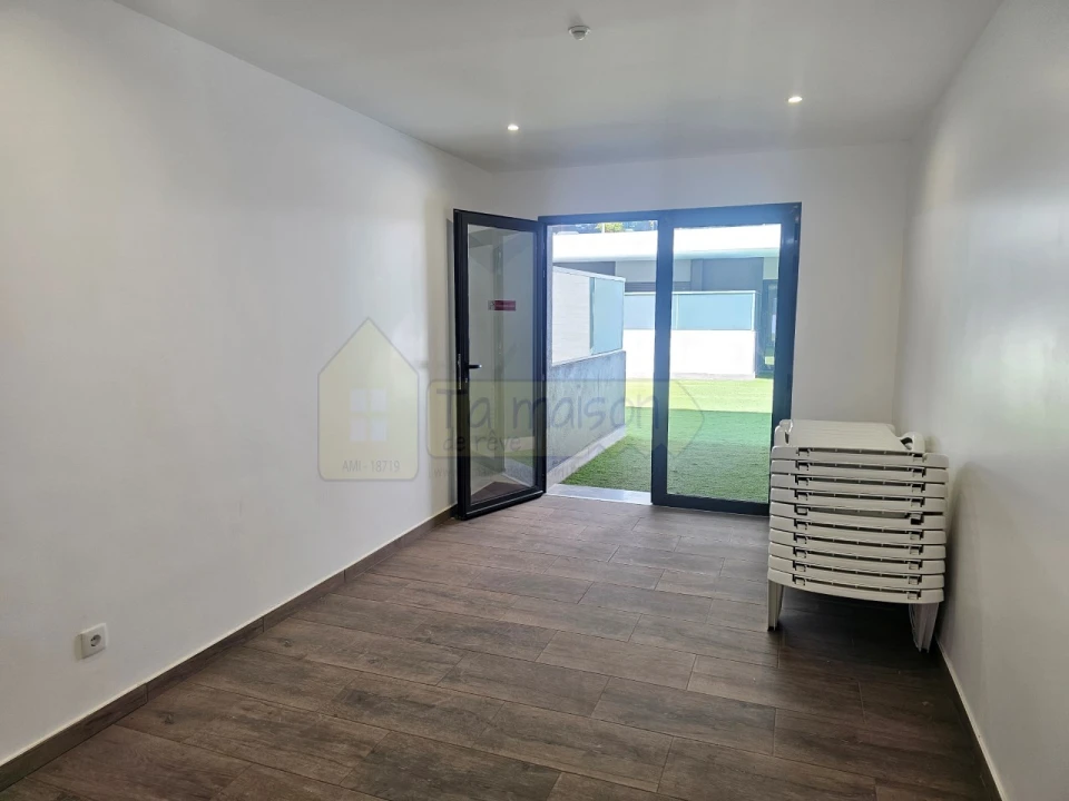 Apartamento T3 para Venda em Montenegro Foto 37