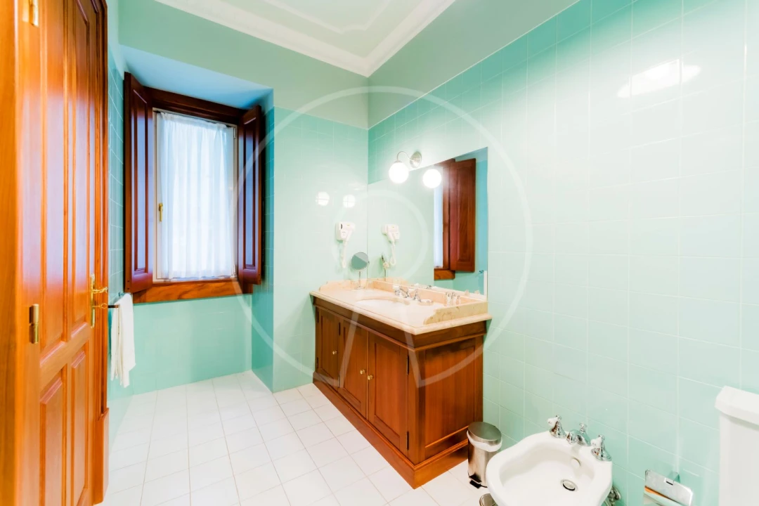 Moradia T7 para Venda em Santa Maria e São Miguel, São Martinho, São Pedro Penaferrim Foto 25