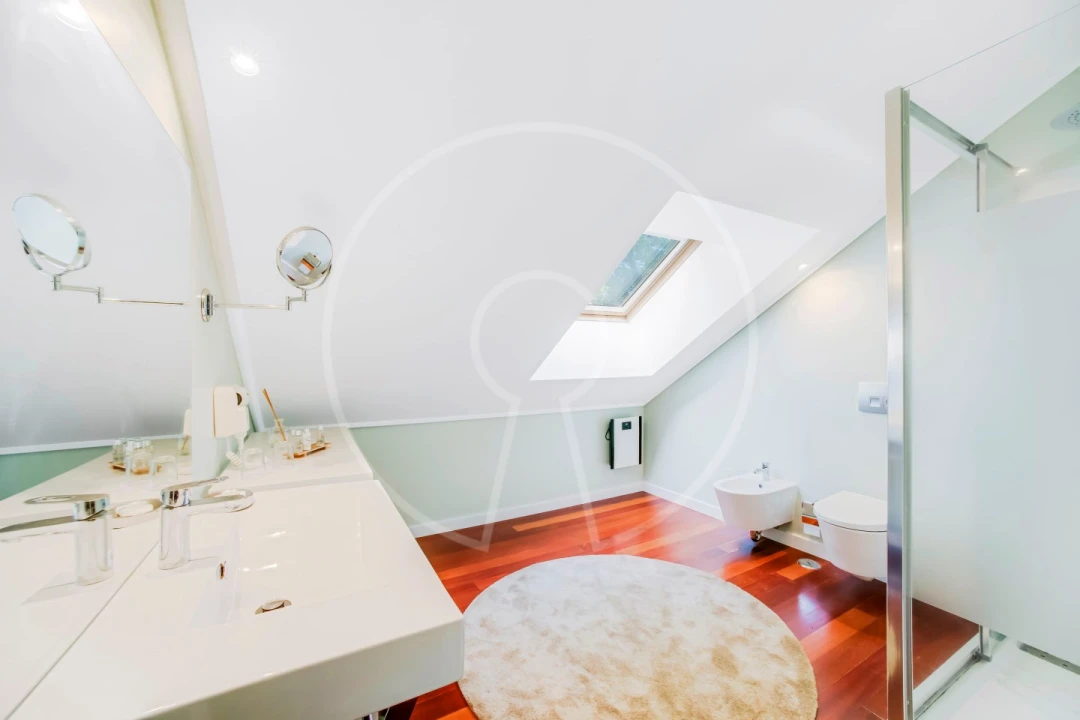 Moradia T7 para Venda em Santa Maria e São Miguel, São Martinho, São Pedro Penaferrim Foto 29