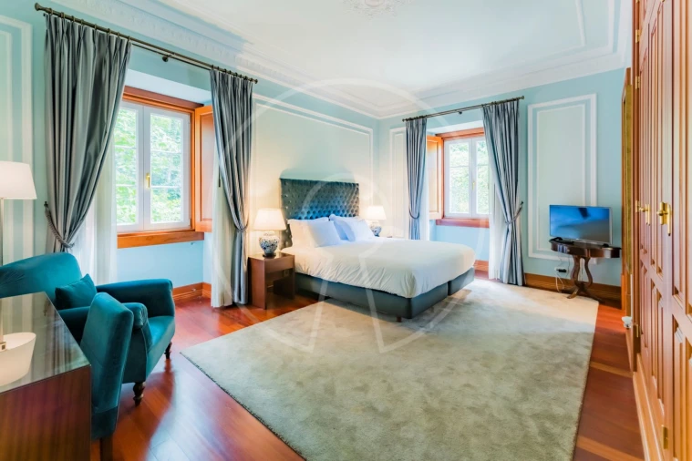 Moradia T7 para Venda em Santa Maria e São Miguel, São Martinho, São Pedro Penaferrim Foto 16