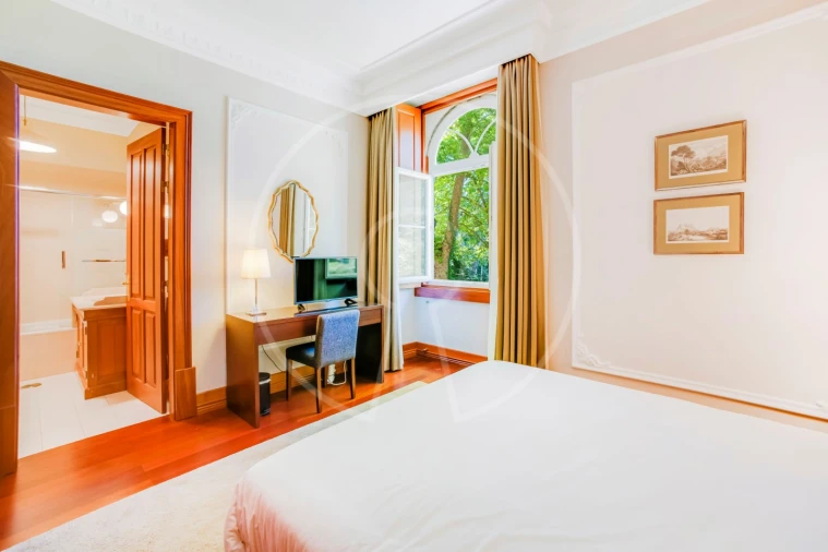 Moradia T7 para Venda em Santa Maria e São Miguel, São Martinho, São Pedro Penaferrim Foto 22