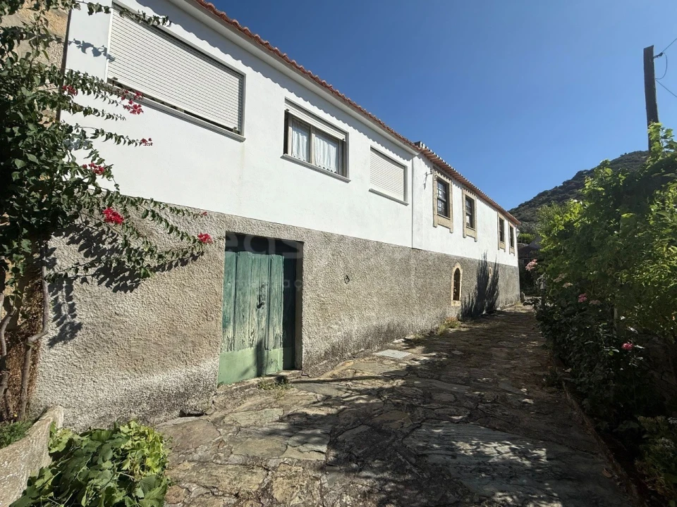 Quinta T5 para Venda em Vila Nova de Foz Côa Foto 4