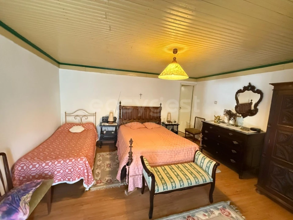 Quinta T5 para Venda em Vila Nova de Foz Côa Foto 13