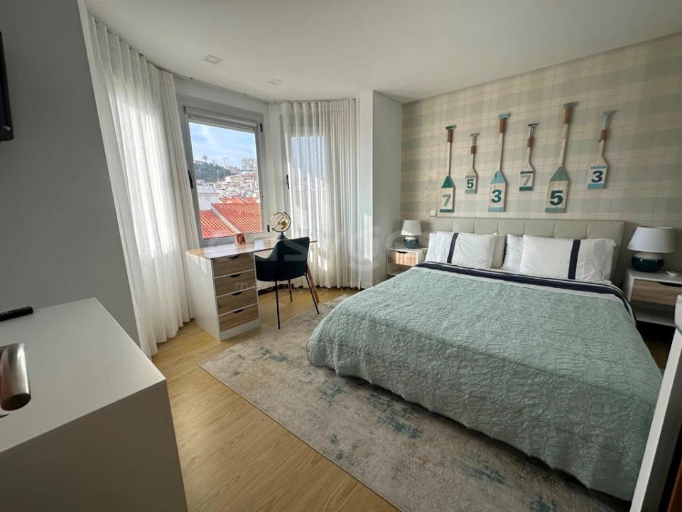 Apartamento T2 para Venda em Nazare Foto 3