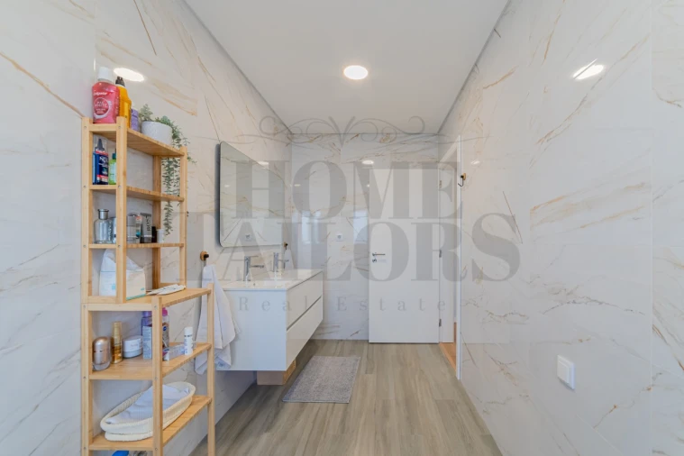 Moradia T3 para Venda em Ramada e Caneças Foto 26