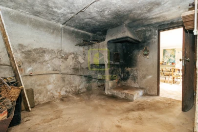 Moradia T4 para Venda em Granja do Ulmeiro