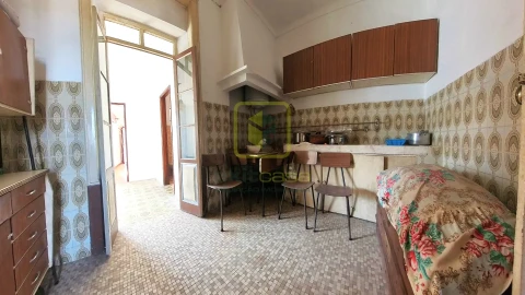 Moradia T4 para Venda em Granja do Ulmeiro