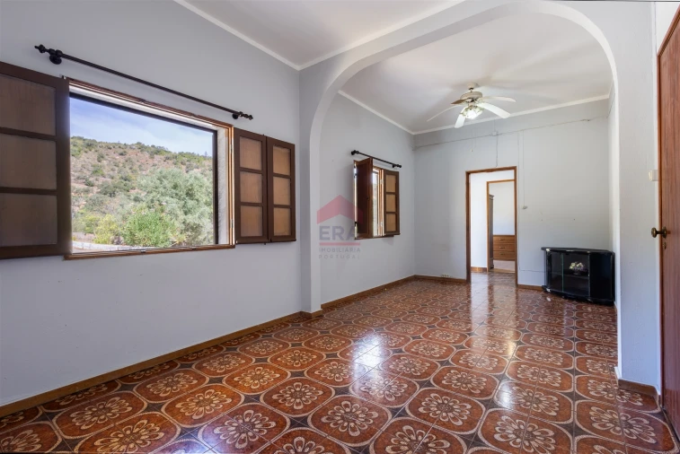 Moradia T3 para Venda em Salir Foto 7