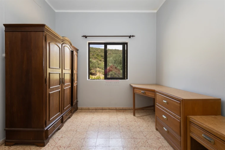 Moradia T3 para Venda em Salir Foto 18