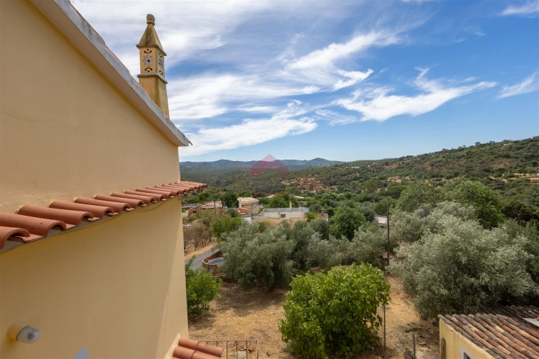 Moradia T3 para Venda em Salir Foto 31