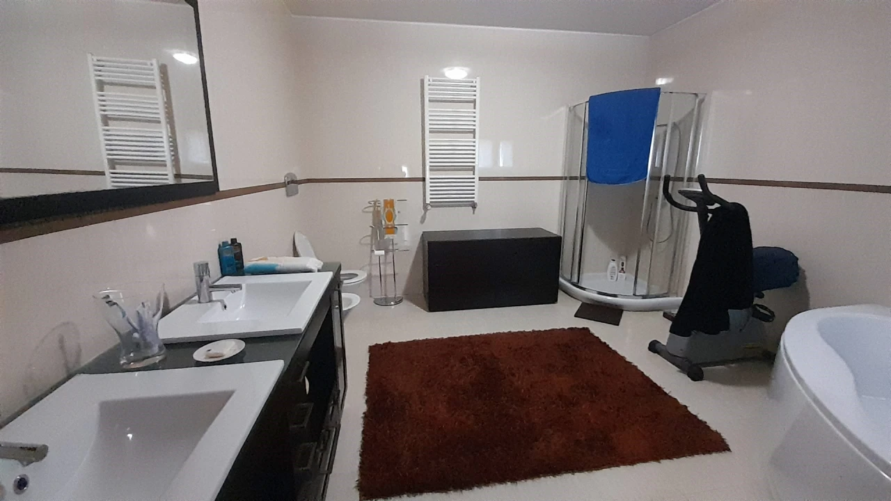 Moradia T3 para Venda em Loivo Foto 36