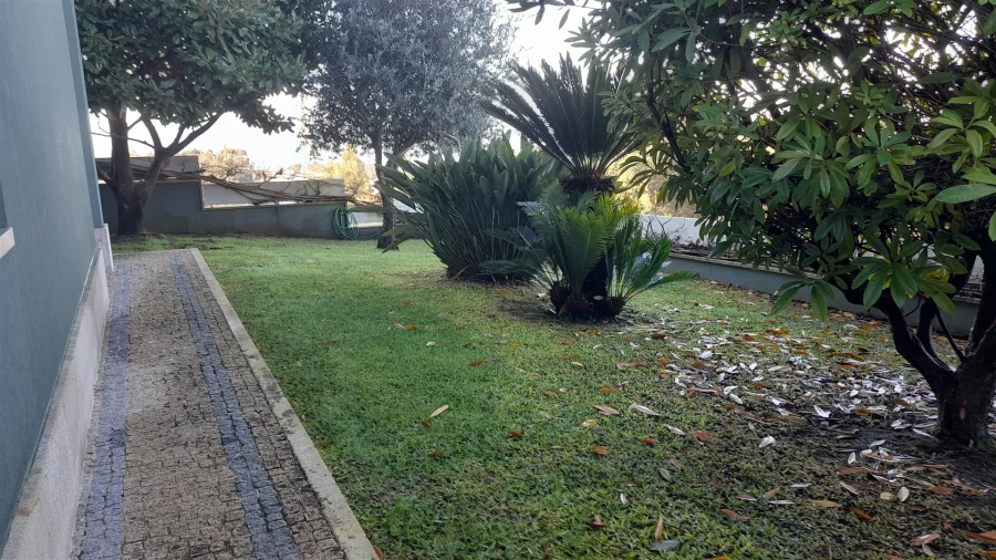 Moradia T3 para Venda em Loivo Foto 38