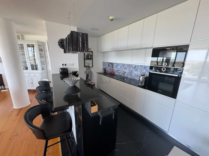 Apartamento T2 para Venda em Olhão Foto 10