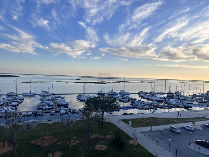 Apartamento T2 para Venda em Olhão Foto 37