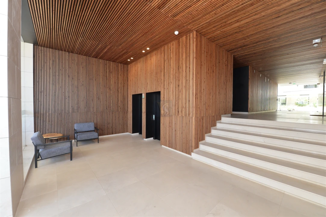 Apartamento T2 para Venda em Olhão Foto 9