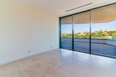 Moradia T4 para Venda em Lagos (São Sebastião e Santa Maria)