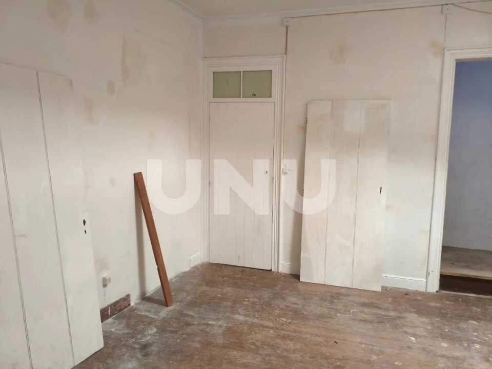 Moradia T4 para Venda em Ribeirinha Foto 15