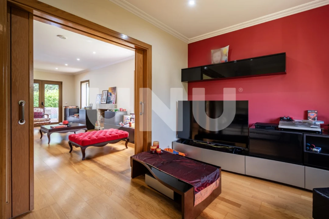 Moradia T5 para Venda em Tortosendo Foto 11