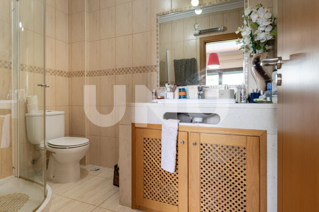 Moradia T5 para Venda em Tortosendo Foto 33