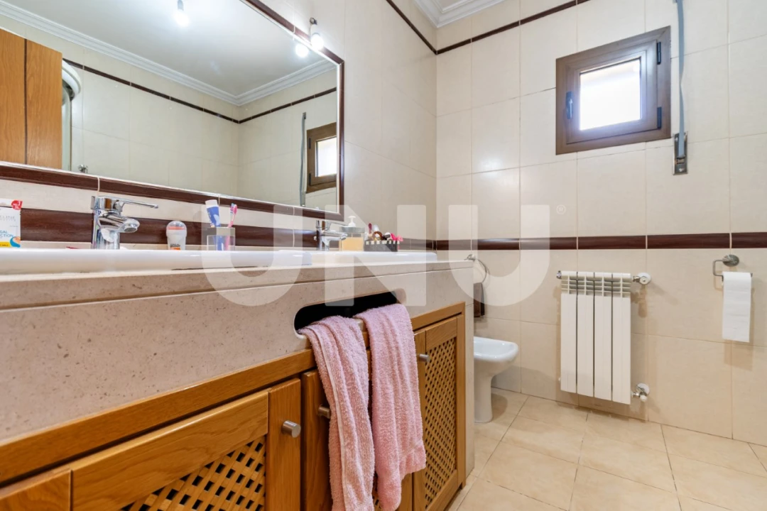 Moradia T5 para Venda em Tortosendo Foto 45