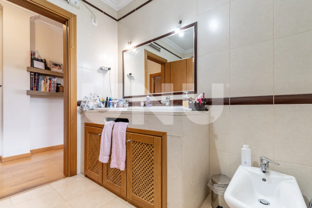 Moradia T5 para Venda em Tortosendo Foto 47