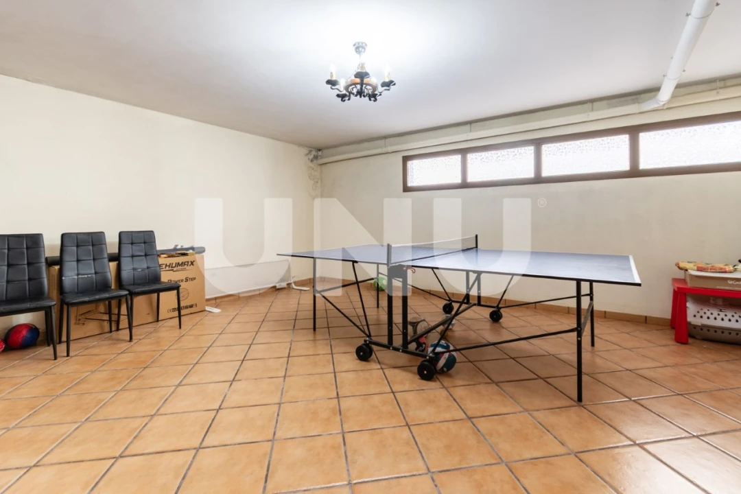 Moradia T5 para Venda em Tortosendo Foto 60