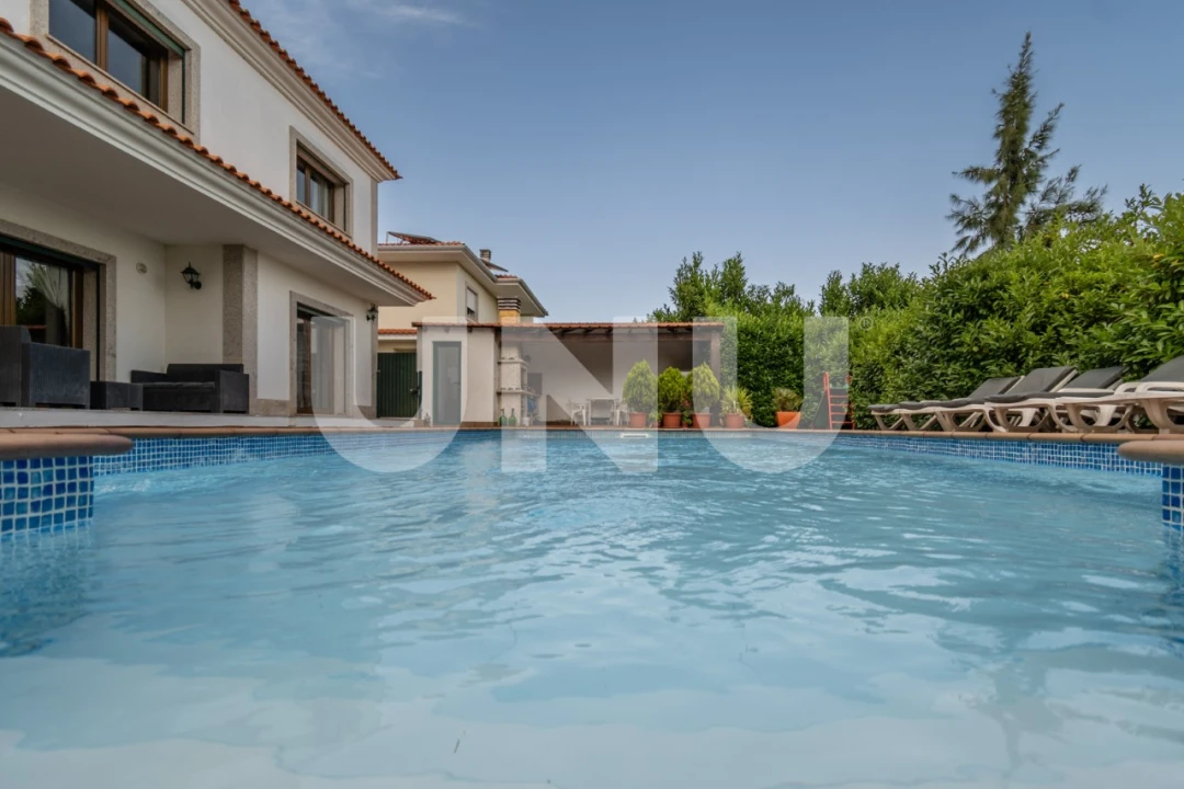 Moradia T5 para Venda em Tortosendo Foto 66