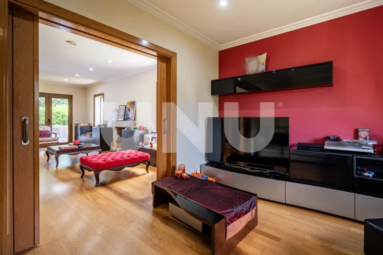 Moradia T5 para Venda em Tortosendo Foto 11