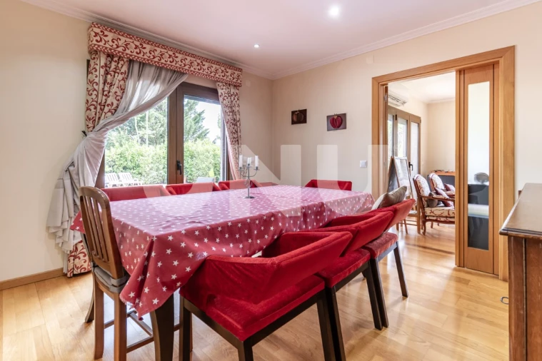 Moradia T5 para Venda em Tortosendo Foto 21