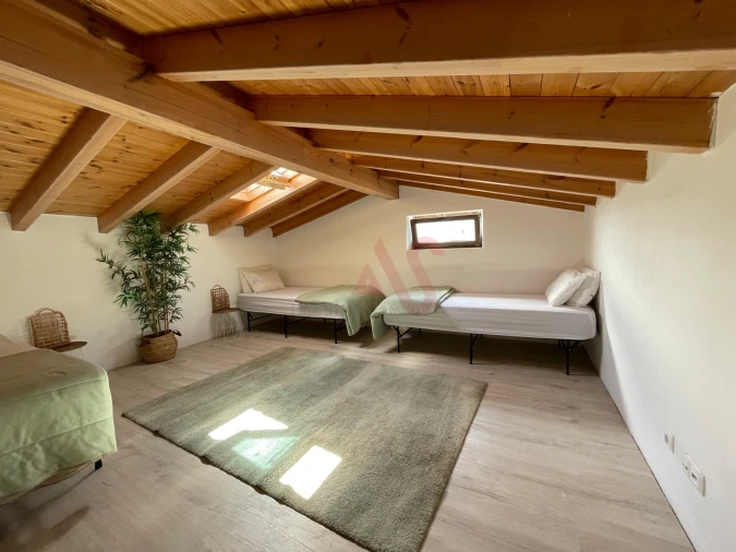 Moradia T5 para Venda em Monchique Foto 18