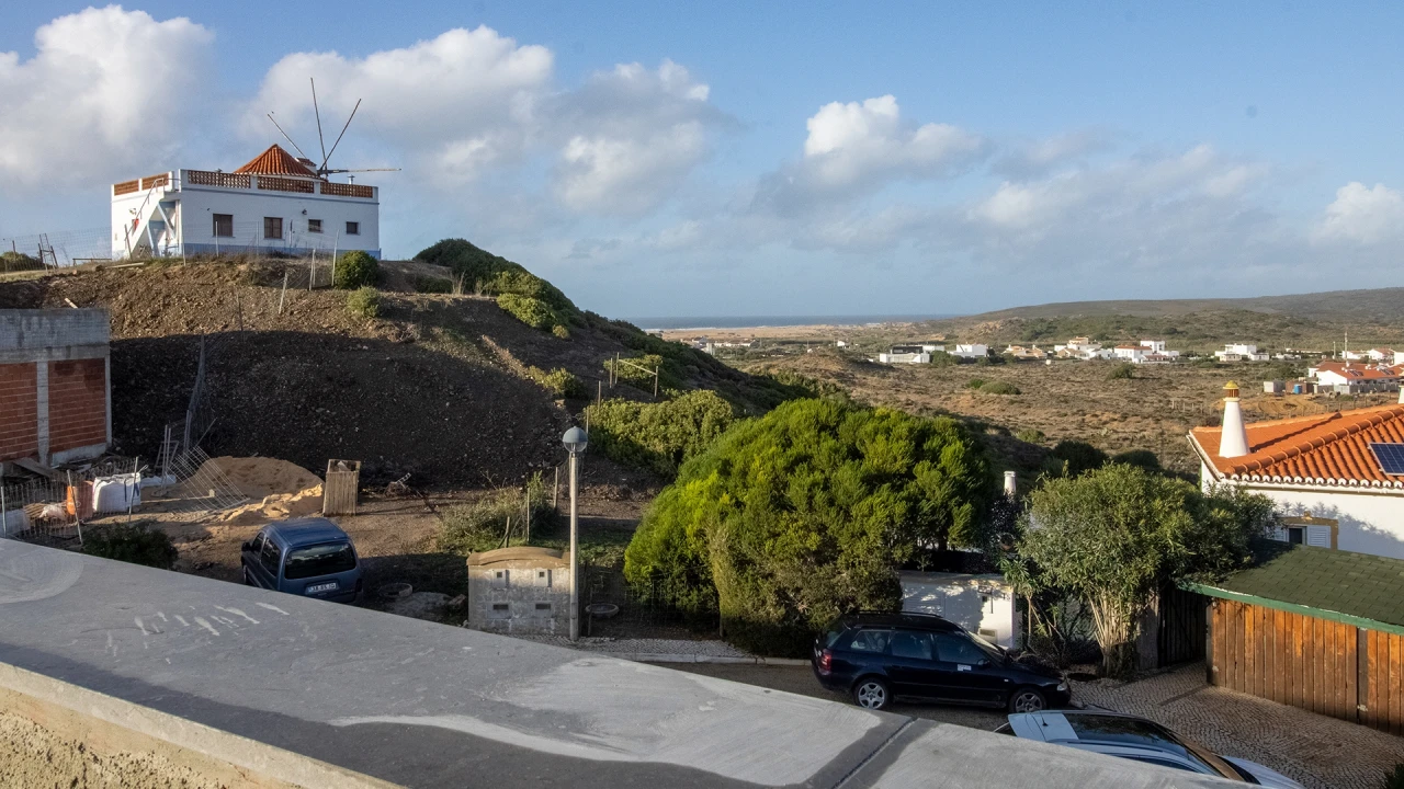 Moradia T3 para Venda em Bordeira Foto 1