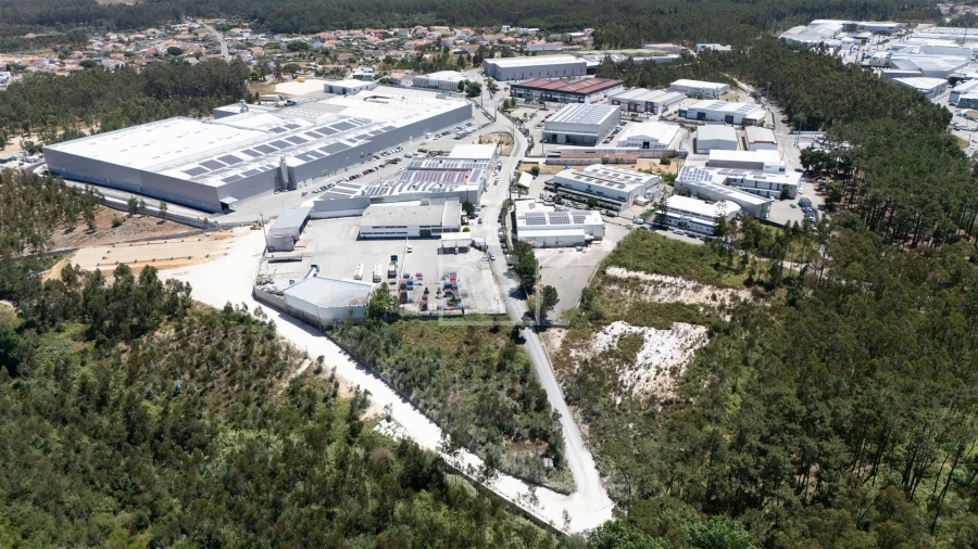 Terreno Comércio / Armazém para Venda em Marinha Grande Foto 3