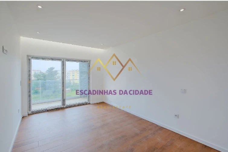 Apartamento T4 para Venda em Montijo e Afonsoeiro Foto 24