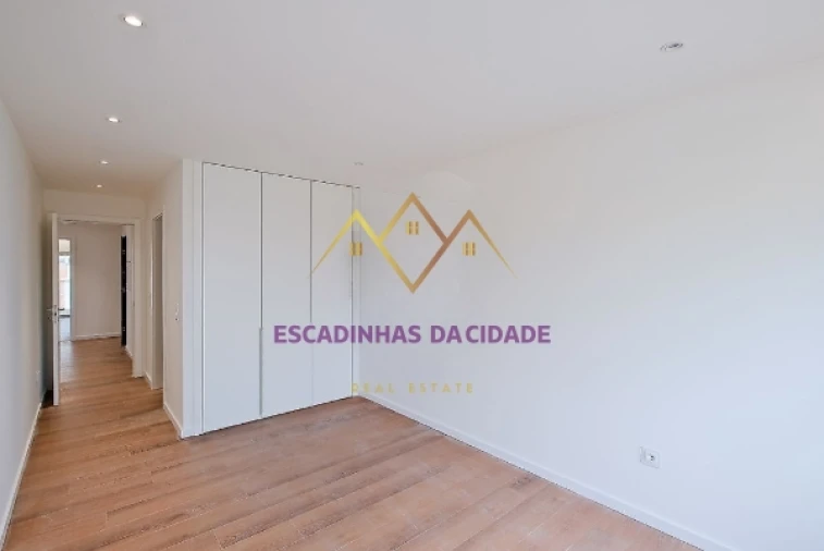 Apartamento T4 para Venda em Montijo e Afonsoeiro Foto 25