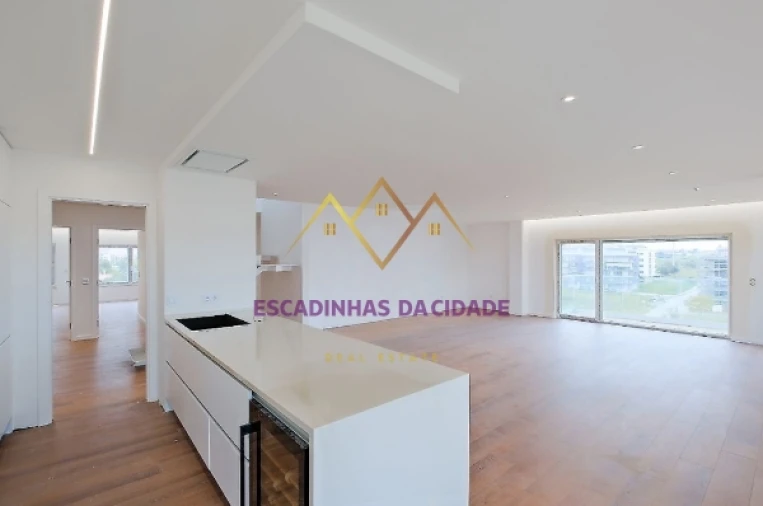 Apartamento T4 para Venda em Montijo e Afonsoeiro Foto 11