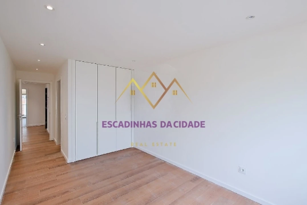 Apartamento T4 para Venda em Montijo e Afonsoeiro Foto 25